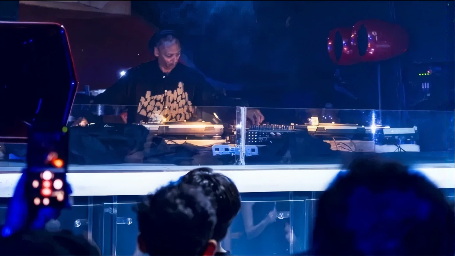 Guests at Jeff Mills night